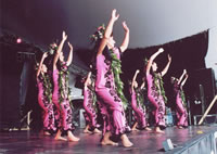 Lilia's Polynesian Dance Company - 
FolkFest 2002 Hula Au'ana